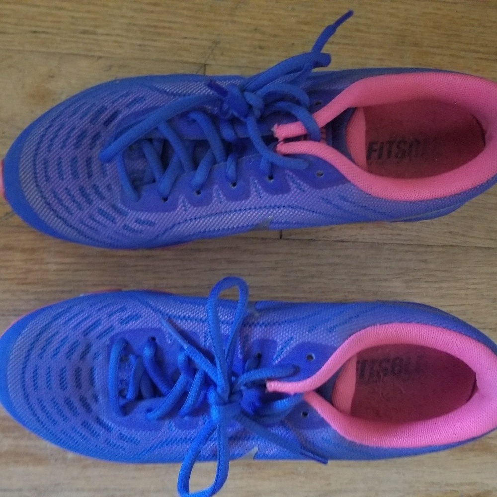 Running shoes